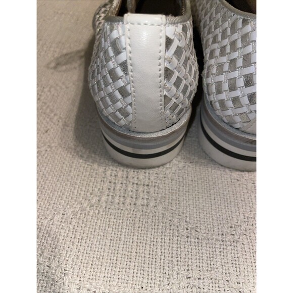 Pertini Women’s Casual Sneakers Size 35 U.S. 4 M White Silver Leather Athleisure - Picture 11 of 12